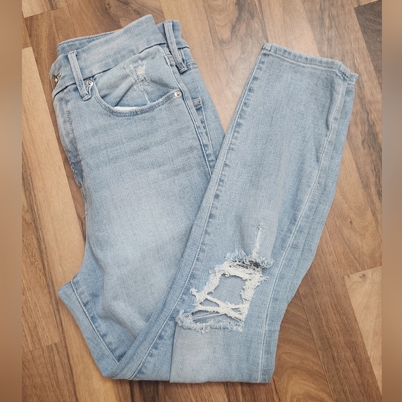 GOOD AMERICAN Good Waist Crop Light Blue Inseam Jeans Sz 8/29. New Witho… - Picture 6 of 9